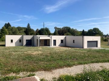 [Portes ouvertes] 

Ce week-end, venez découvrir à FEYTIAT une superbe maison DESIGN de 135m² habitables réalisée par nos équipes 🏡 

C’est l’occasion pour...