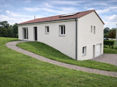 Maison sous-sol et garage