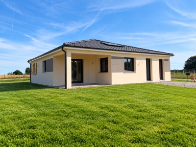 Maison contemporaine à Saint-Genest-sur-Roselle (87)