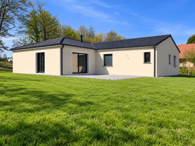Maison contemporaine à Saint-Priest-Taurion — vue secondaire